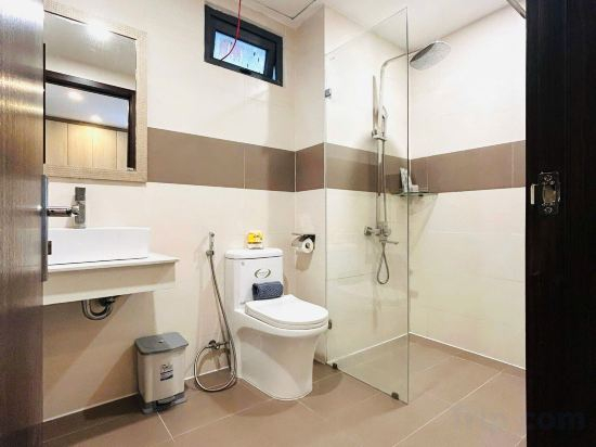 Others 5, Meridians by Hsuites, Da Nang
