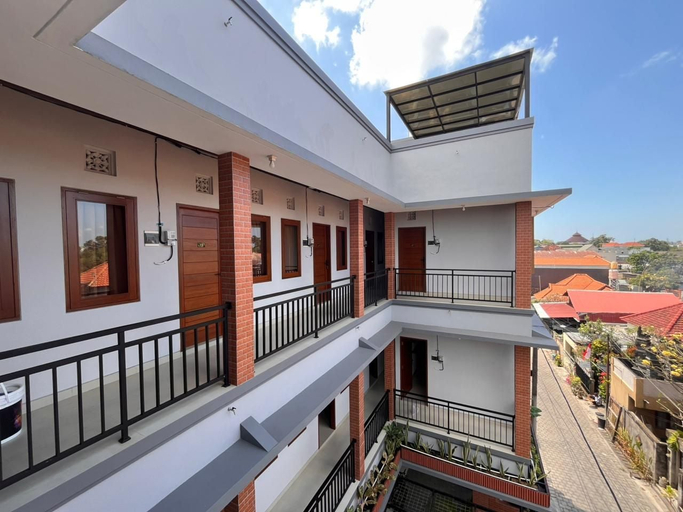 Property grounds 3, You & Me Guesthouse By GUMA, Denpasar
