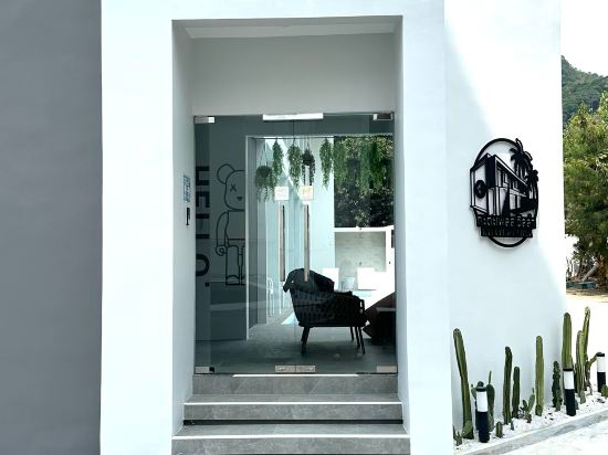 Hotel Exterior 2, Kata Place Villa, Phuket Island