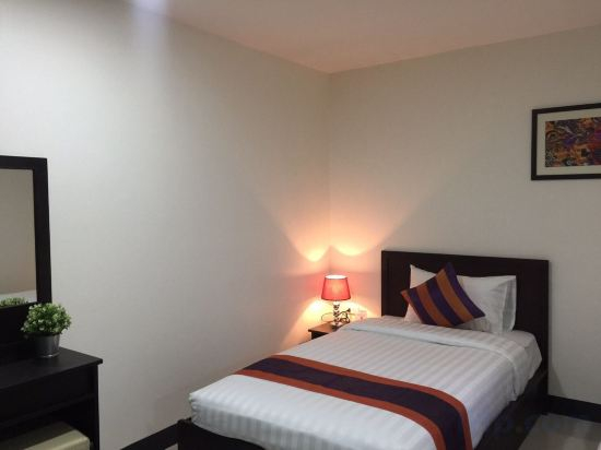 Others 2, Studio Residence Sukhumvit 71, Wattana