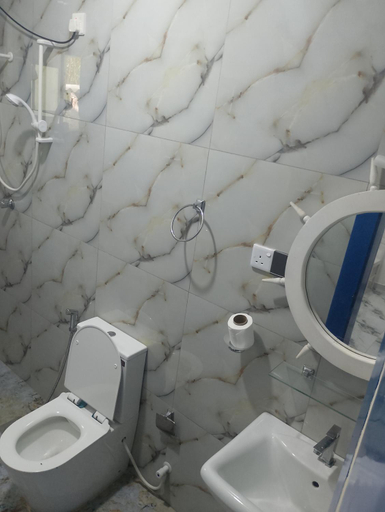 Bathroom 3, Shon Villa, Negombo
