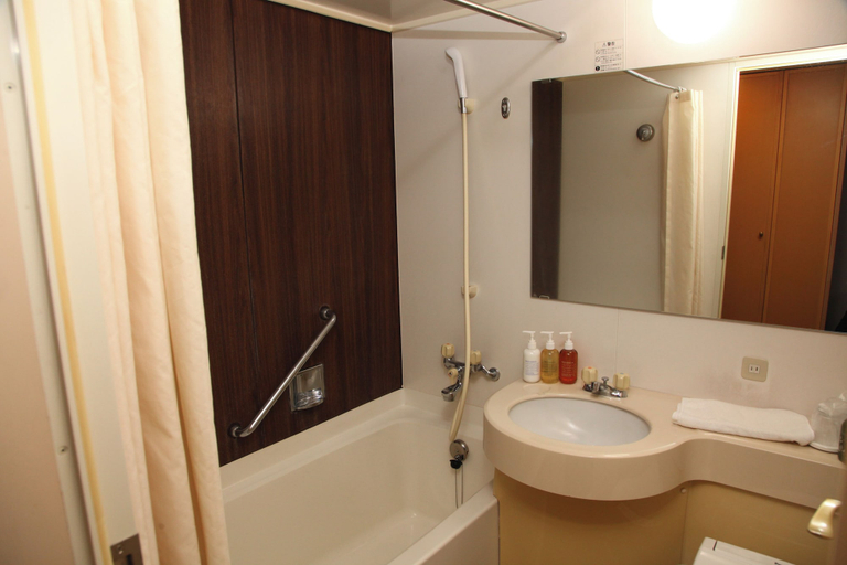 Bathroom 4, Numazu Riverside Hotel, Numazu