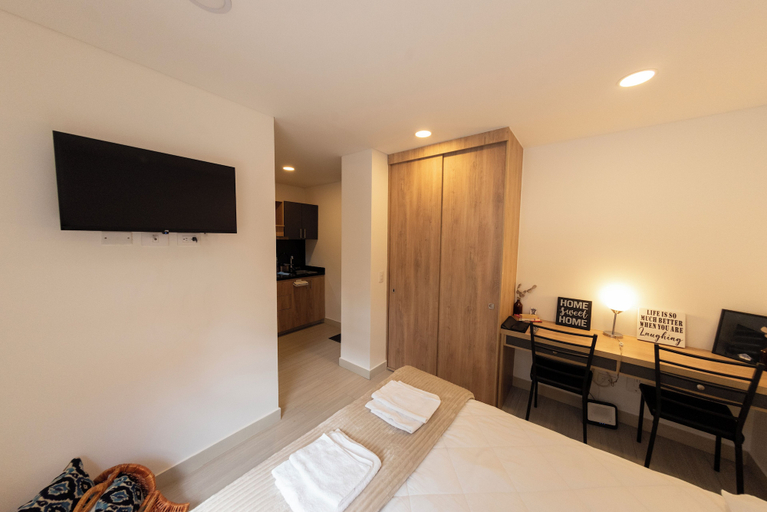 Room 4, Punto Chapinero - Zona Gourmet, Santafé de Bogotá