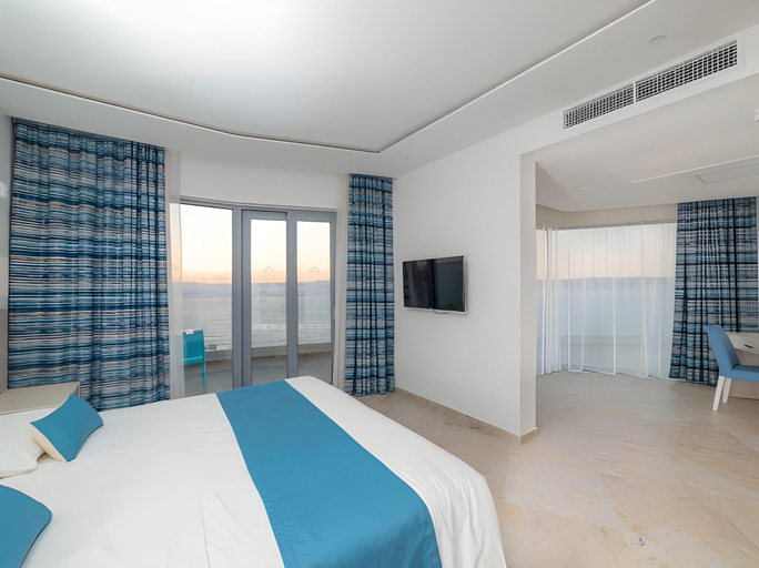 Bedroom 3, Ramla Bay Resort