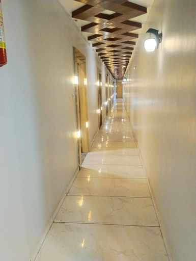 Interior 3, Hotel Laxmi Villa, Ahmadabad