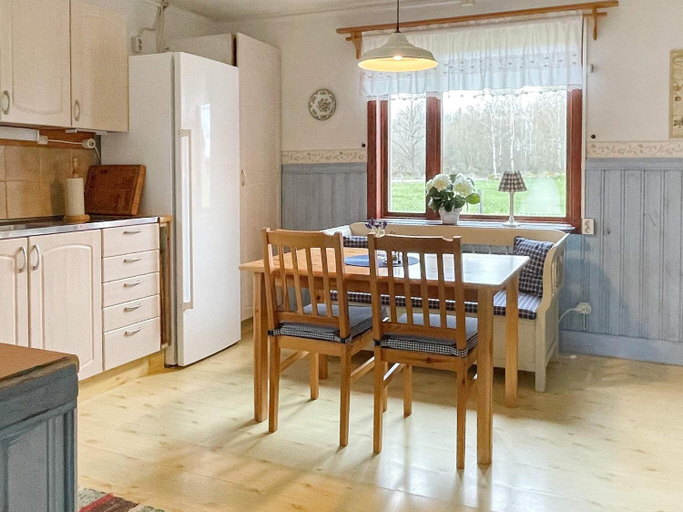 Others 5, Farmhouse Retreat Near Lakes and Coast, Högsby