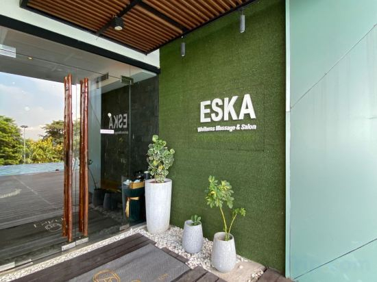 Fitness & Recreational Facilities