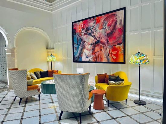 Hotel Interior/Public Areas