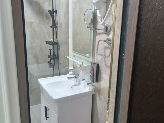 Others 2, Muhayyo guest house, Samarkand