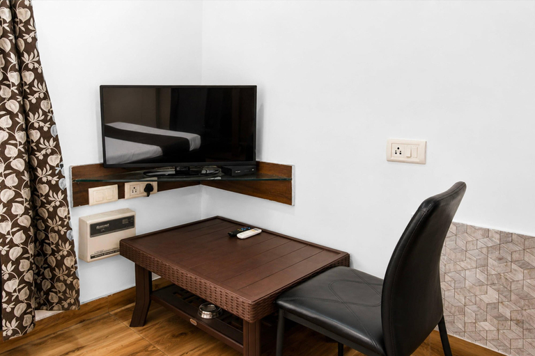 Room 5, Hotel O Bhangagarh, Kamrup Metropolitan