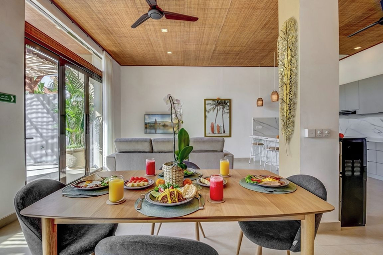 In-room dining 4, Villa Exquise, Badung
