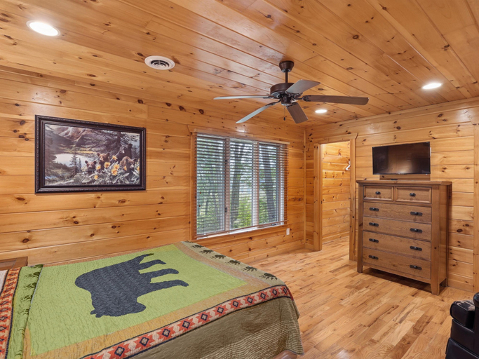 Bedroom 2, Parkside Lodge by Jackson Mountain Rentals, Sevier