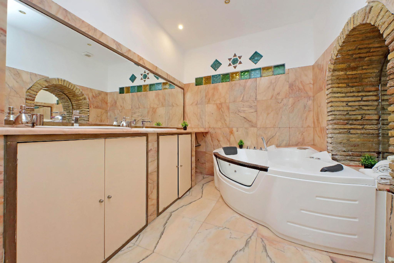 Bathroom 3, BNB - Lungaretta Jacuzzi Apartment, Rome