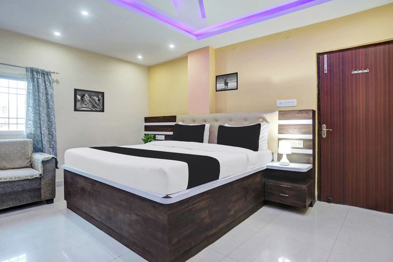 Room 2, Super Collection O Danapur, Patna