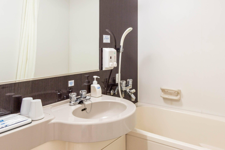 Bathroom 4, Comfort Hotel Kokura, Kitakyūshū