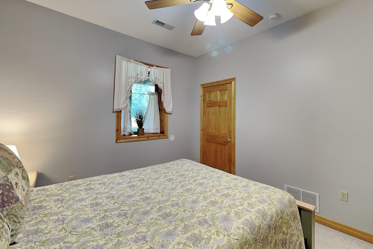 Bedroom 3, Moonrise Retreat by Taylor Made Deep Creek, Garrett