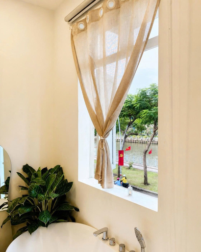 Room 3, DEBE Homestay - District 1, District 1