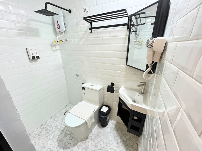 Bathroom 5, Smile Hotel Damansara Tropical, Petaling Jaya