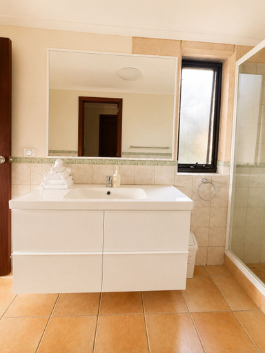 Bathroom 3, Whalers Cove Villas, Busselton
