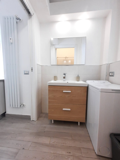 Bathroom 2, Come a Casa Tua Milano, Milano