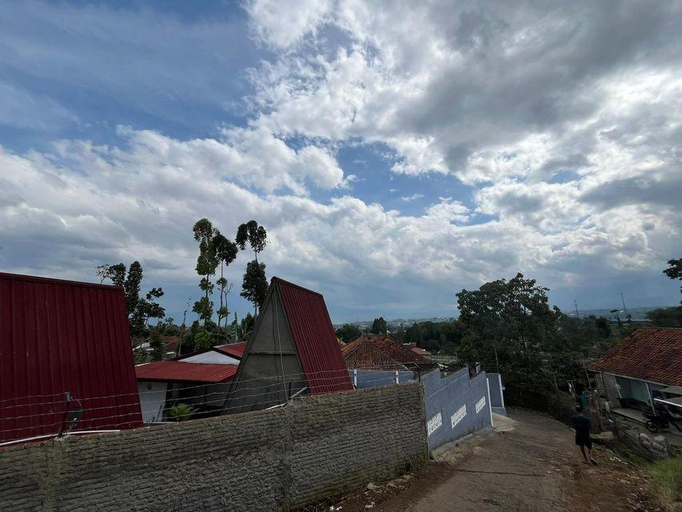 5, Tilu Juru Villa Garut, Garut
