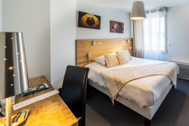 Bedroom 3, Auberge du Cheval Blanc, Morbihan
