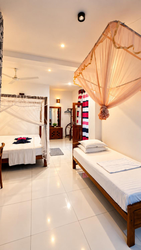 Bedroom 2, Submarine Rest, Habaraduwa