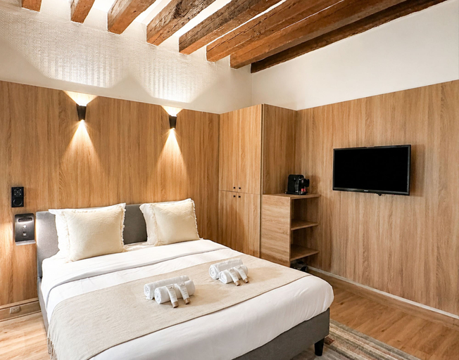 Bedroom 2, 5498 Au Maire, Paris
