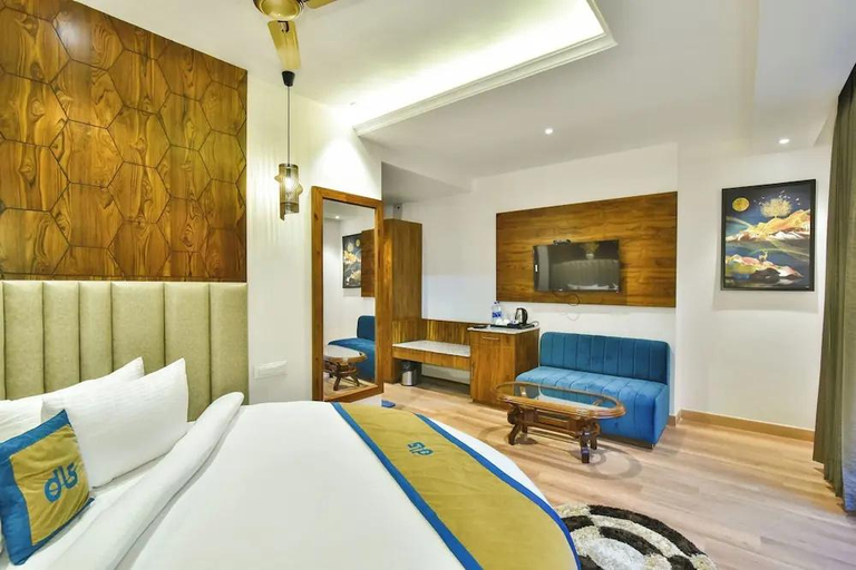 Bedroom, Ark Holiday Inn By DLS Hotels , Chamba