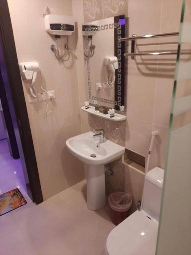 Bathroom, Best Trip Paris, Jeddah