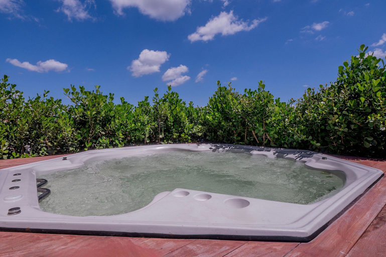 Outdoor spa tub 5, Casa Vibes House in Cumbuco by Carpediem, Caucaia