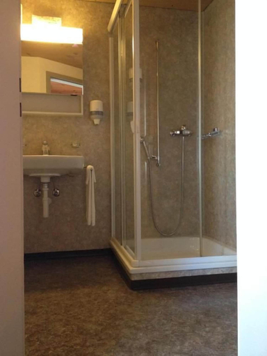 Bathroom 4, Toggenburgerhof, Toggenburg