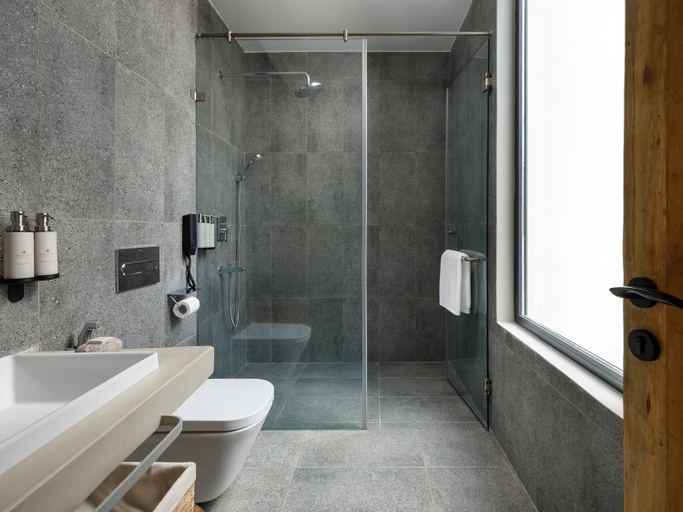 Bathroom 5, Bagaincha Resort & Spa, Gandaki