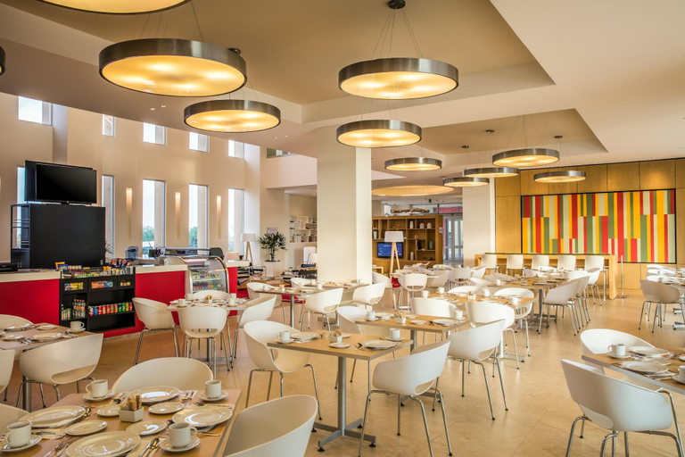 Food & Drinks 4, Fiesta Inn Silao Puerto Interior, Silao