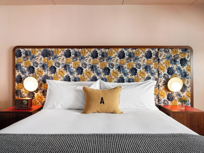 Bedroom 3, The Hotel Blue, Bernalillo