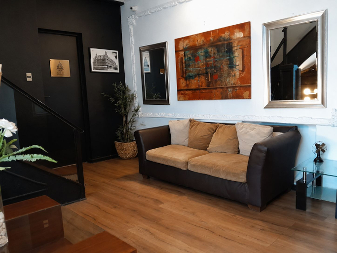 Interior, LRH Santiago, Santiago