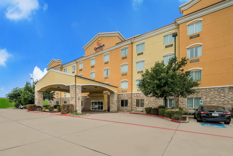 Exterior & Views 2, Comfort Suites Plano - Dallas North, Collin