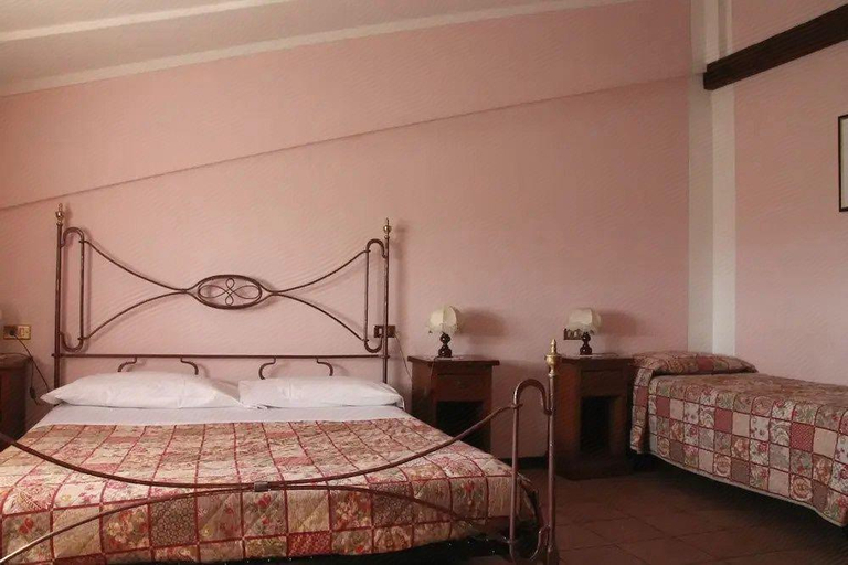 Bedroom 4, La Piaggia, Perugia