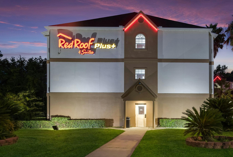 Exterior & Views 1, Red Roof PLUS+ & Suites Savannah – I-95, Chatham
