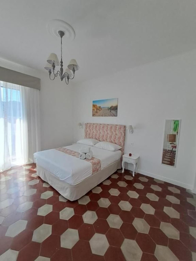 Room 4, RELAIS SOLEIL, Napoli