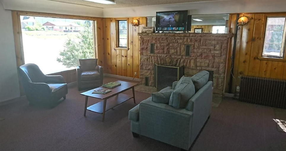 Others 4, Caribou Lodge and Motel, Caribou