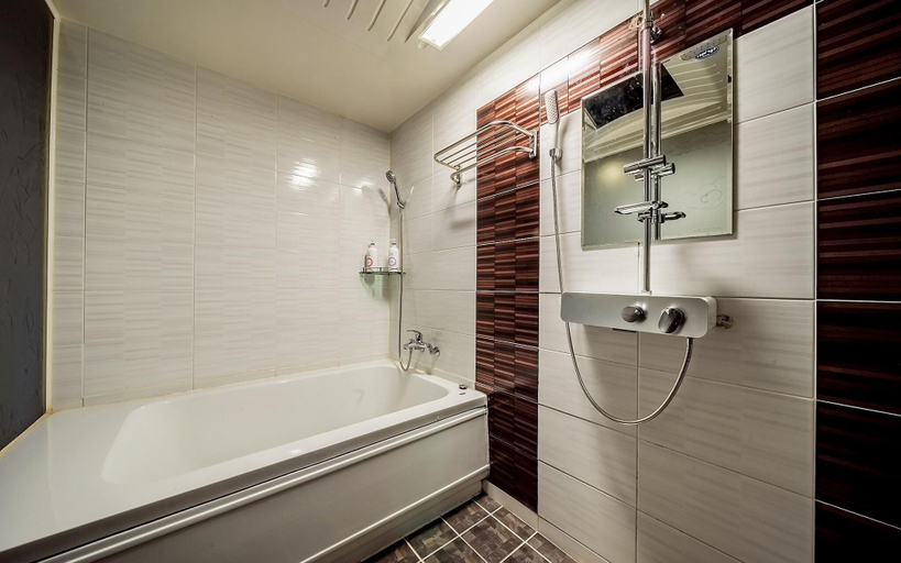 Bathroom 4, Sadang MRG, Dongjak