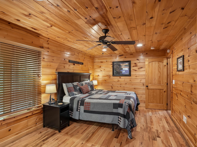 Bedroom 2, Parkside Lodge by Jackson Mountain Rentals, Sevier