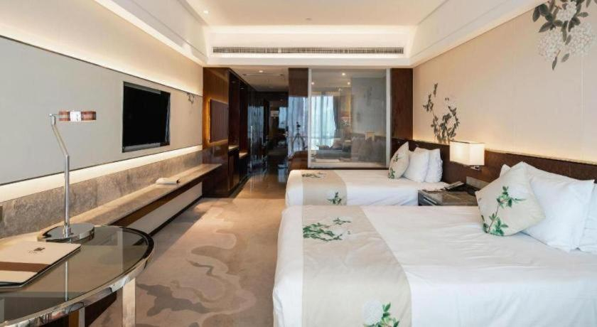 Bedroom 3, Kunshan Hotel, Suzhou