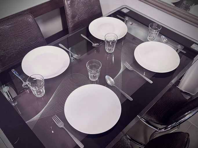 Dining, Yare 1Br Condo Beautifully Designed Facing Mall of Asia at Shell Residences, Pasay City