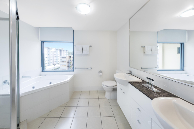 Bathroom 5, Oaks Sunshine Coast Seaforth Resort, Maroochy - Maroochydore