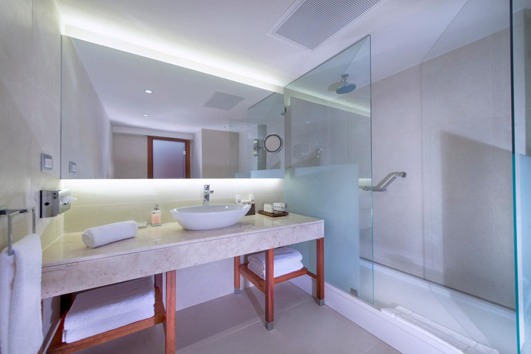 Bathroom 2, TUI BLUE Grand Azur, Marmaris