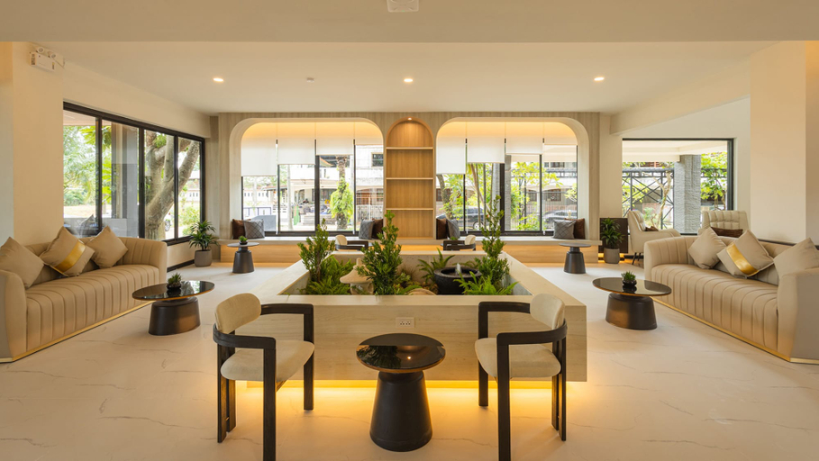Lobby sitting area 5, B2 Surat Grand Boutique Hotel, Muang Surat Thani