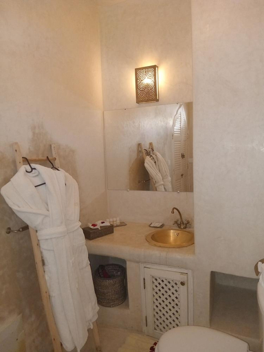 Bathroom 3, Palais Blanc Riad, Marrakech