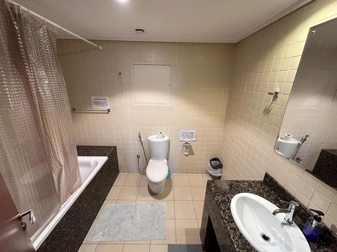 Bathroom, Bollywood Beach Hostel JBR, Dubai